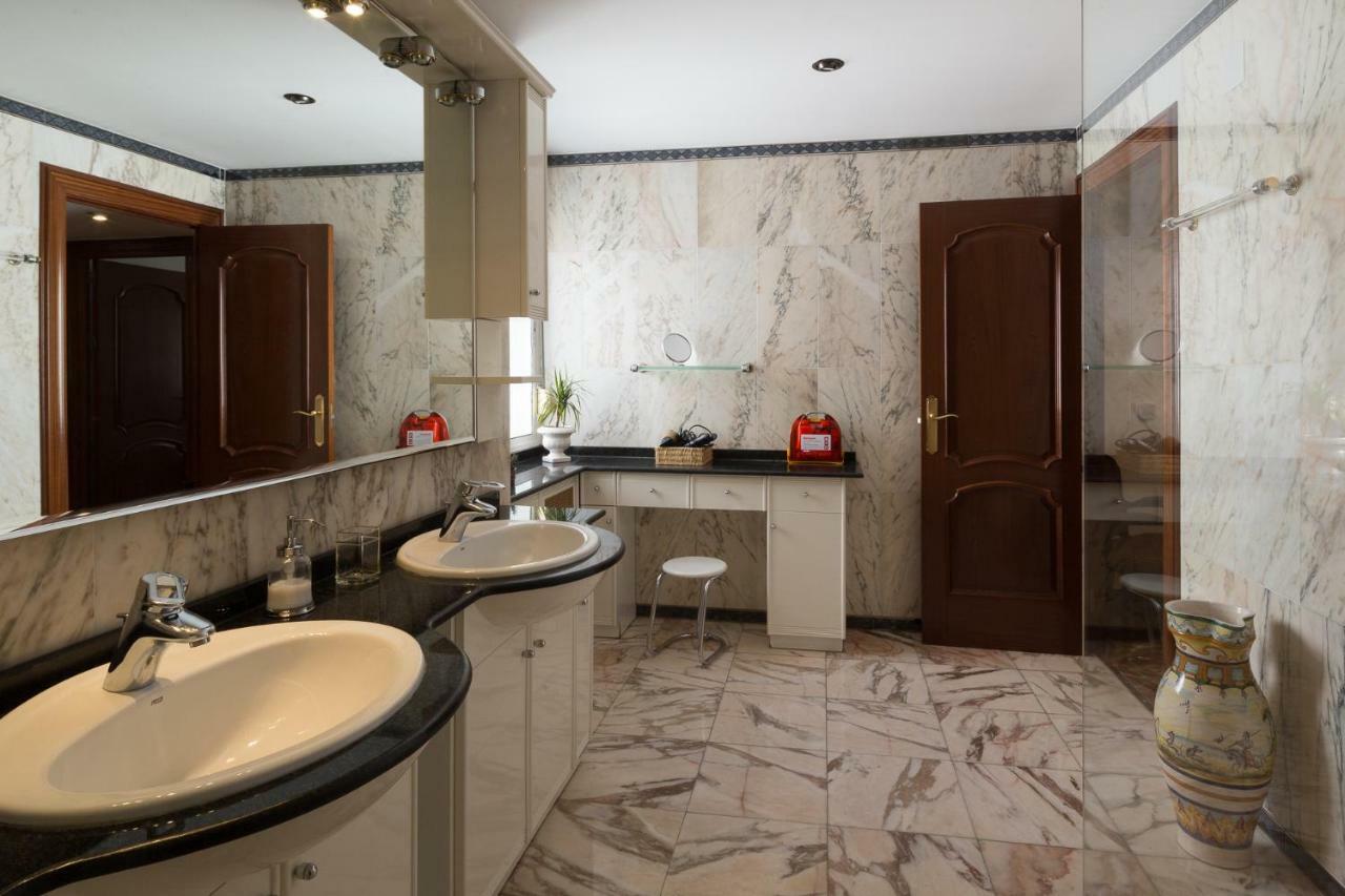 Apartament Catedral Cabildo Sewilla Zewnętrze zdjęcie