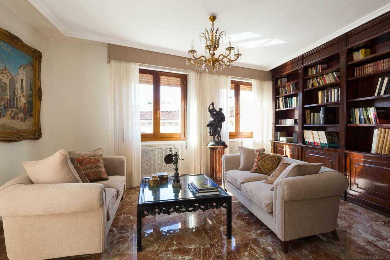 Apartament Catedral Cabildo Sewilla Zewnętrze zdjęcie