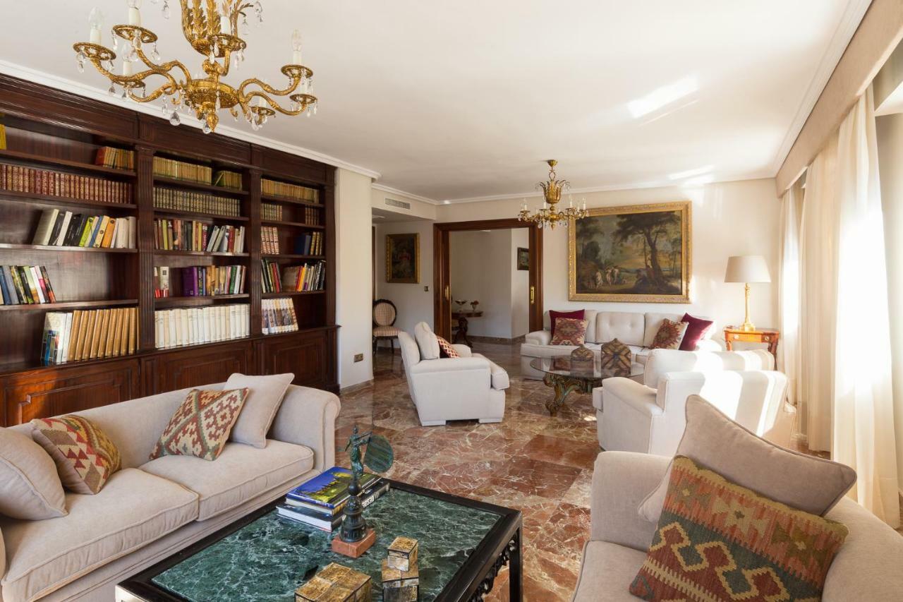 Apartament Catedral Cabildo Sewilla Zewnętrze zdjęcie